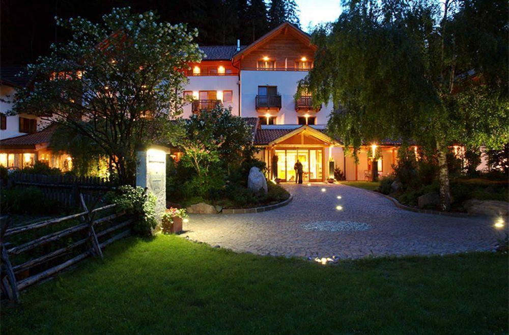 Hotel Bad Schoergau Sarentino 외부 사진